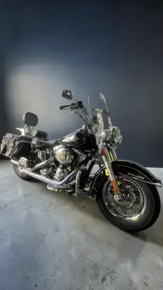 HARLEY-DAVIDSON-SOFTAIL HERITAGE CLASSIC-2015