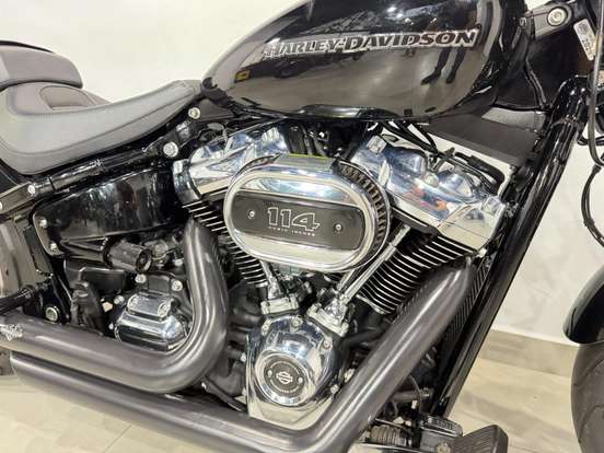 HARLEY-DAVIDSON-SOFTAIL BREAKOUT 114-2021