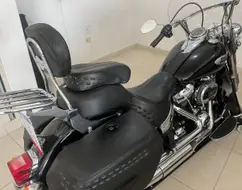 HARLEY-DAVIDSON SOFTAIL HERITAGE CLASSIC 114 HARLEY-DAVIDSON SOFTAIL HERITAGE CLASSIC 114