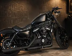 HARLEY-DAVIDSON SPORTSTER IRON 883 HARLEY-DAVIDSON SPORTSTER IRON 883