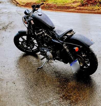 HARLEY-DAVIDSON-SPORTSTER IRON 883-2020