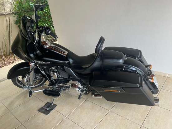 HARLEY-DAVIDSON-STREET GLIDE HARLEY-DAVIDSON-STREET GLIDE-2013