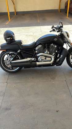 HARLEY-DAVIDSON-V-ROD MUSCLE-2014