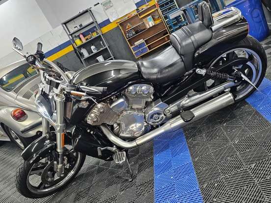 HARLEY-DAVIDSON-V-ROD MUSCLE HARLEY-DAVIDSON-V-ROD MUSCLE-2015