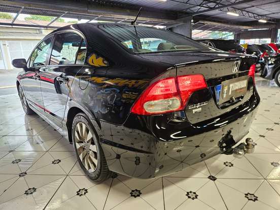 HONDA-CIVIC-2011