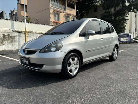 HONDA-FIT-2005