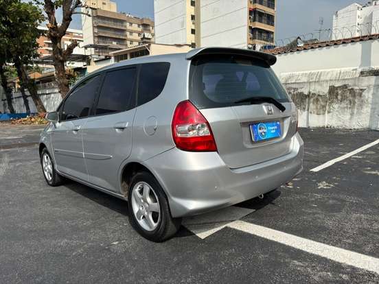 HONDA-FIT-1.4 LXL 8V GASOLINA 4P AUTOMÁTICO HONDA-FIT-2005