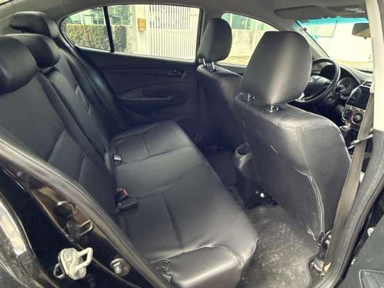 HONDA-CITY-1.5 LX 16V FLEX 4P AUTOMÁTICO HONDA-CITY-2012