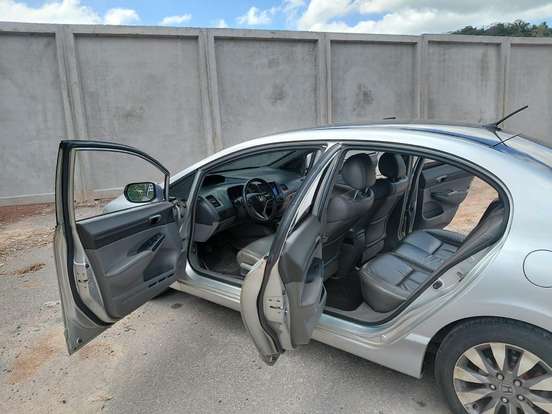 HONDA-CIVIC-2010