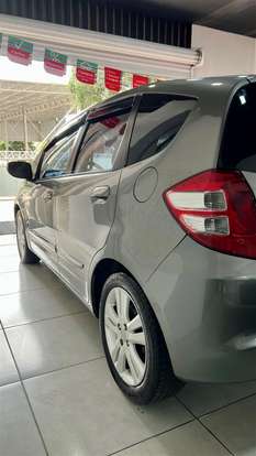 HONDA-FIT-2009