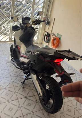 HONDA-X-ADV-2018