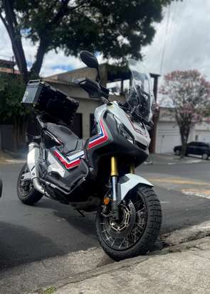 HONDA-X-ADV-2018