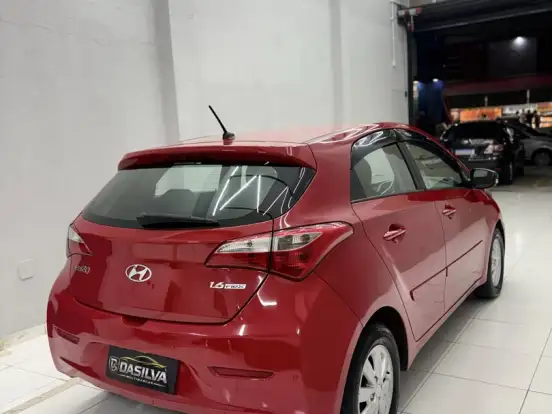 HYUNDAI-HB20-1.6 COMFORT PLUS 16V FLEX 4P MANUAL HYUNDAI-HB20-2015