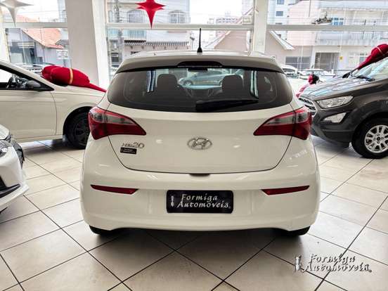 HYUNDAI-HB20-1.0 COMFORT STYLE 12V FLEX 4P MANUAL HYUNDAI-HB20-2015