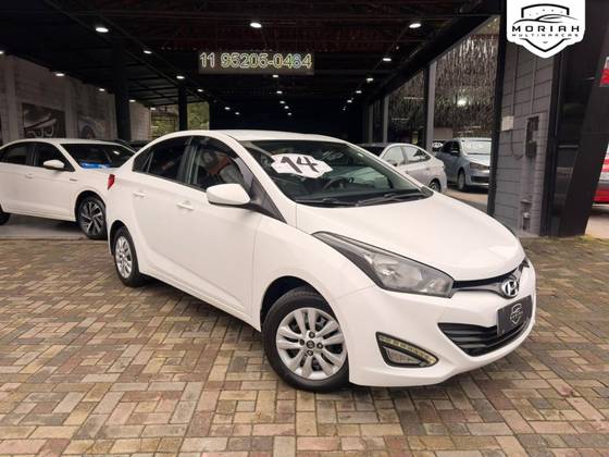 HYUNDAI HB20S 1.6 COMFORT PLUS 16V FLEX 4P AUTOMÁTICO