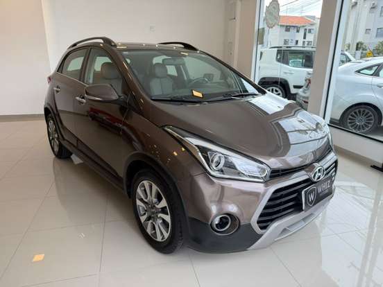 HYUNDAI-HB20X-2017