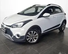 HYUNDAI HB20X 1.6 16V STYLE FLEX 4P AUTOMÁTICO HYUNDAI HB20X 1.6 16V STYLE FLEX 4P AUTOMÁTICO