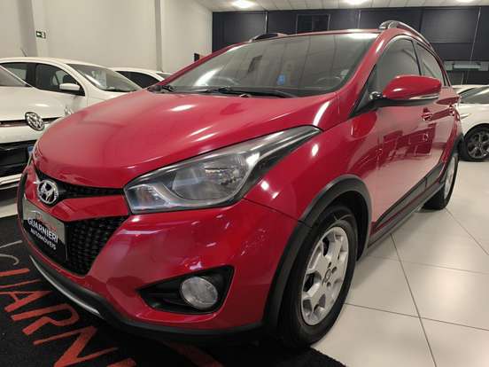 HYUNDAI-HB20X-2013