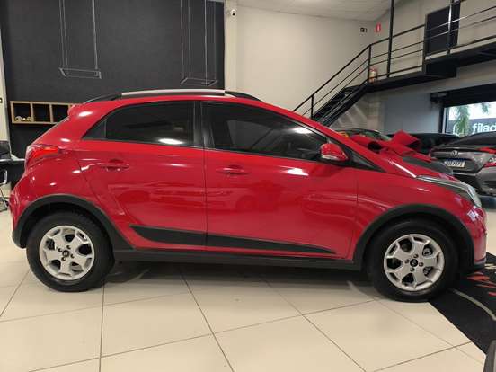 HYUNDAI-HB20X-1.6 16V STYLE FLEX 4P MANUAL HYUNDAI-HB20X-2013