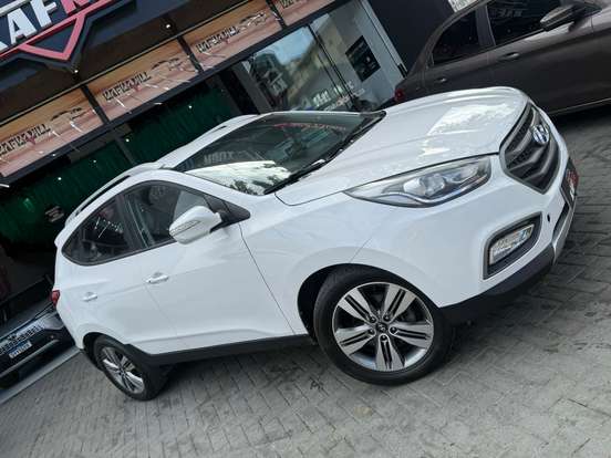 HYUNDAI-IX35-2.0 MPFI 16V FLEX 4P AUTOMÁTICO HYUNDAI-IX35-2016