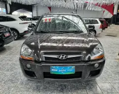 HYUNDAI TUCSON 2.0 MPFI GLS 16V 143CV 2WD GASOLINA 4P AUTOMÁTICO HYUNDAI TUCSON 2.0 MPFI GLS 16V 143CV 2WD GASOLINA 4P AUTOMÁTICO