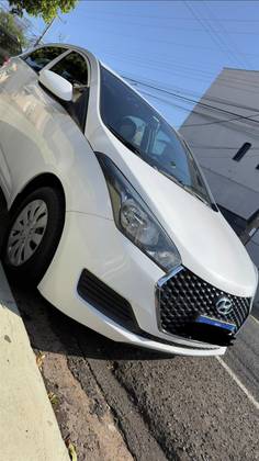HYUNDAI HB20 1.0 COMFORT 12V FLEX 4P MANUAL