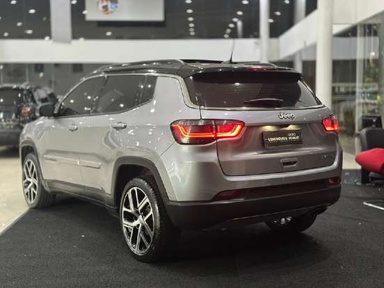 JEEP-COMPASS-2024