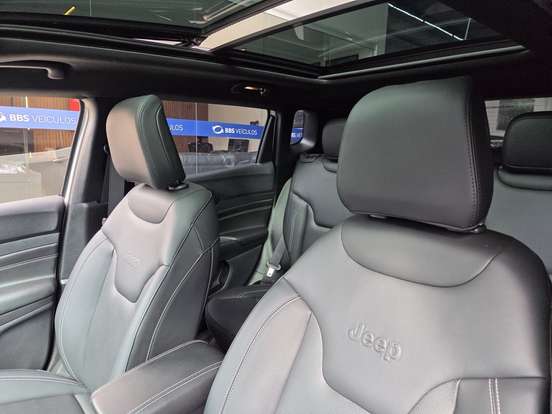 JEEP-COMPASS-2024