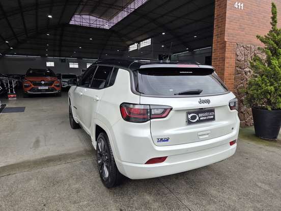 JEEP-COMPASS-2024
