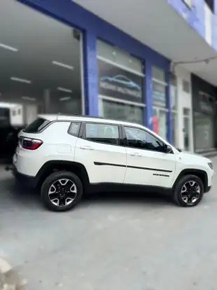 JEEP-COMPASS-2.0 16V DIESEL TRAILHAWK 4X4 AUTOMÁTICO JEEP-COMPASS-2017