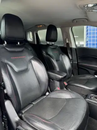 JEEP-COMPASS-2.0 16V DIESEL TRAILHAWK 4X4 AUTOMÁTICO JEEP-COMPASS-2017