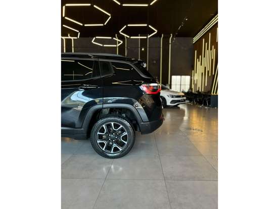 JEEP-COMPASS-2.0 16V DIESEL TRAILHAWK 4X4 AUTOMÁTICO JEEP-COMPASS-2018