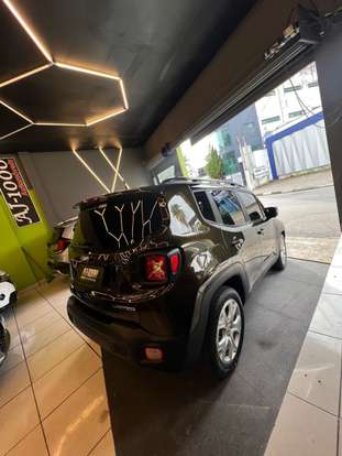 JEEP-RENEGADE-2018