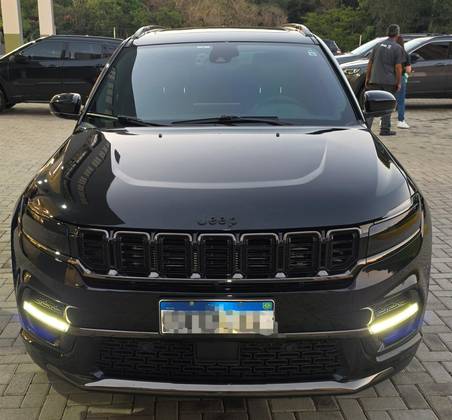 JEEP COMMANDER 2.0 HURRICANE 4 TURBO GASOLINA BLACKHAWK AT9