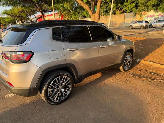 JEEP-COMPASS-2023