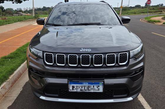 JEEP COMPASS 1.3 T270 TURBO FLEX LONGITUDE AT6