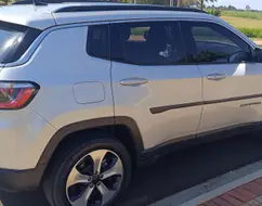 JEEP COMPASS 2.0 16V DIESEL LONGITUDE 4X4 AUTOMÁTICO JEEP COMPASS 2.0 16V DIESEL LONGITUDE 4X4 AUTOMÁTICO