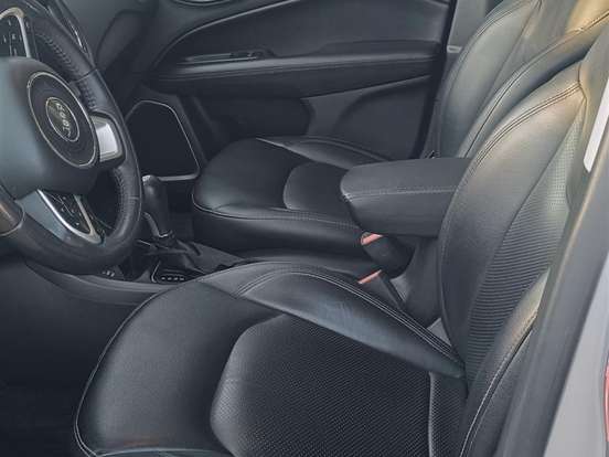 JEEP-COMPASS-2.0 16V DIESEL LONGITUDE 4X4 AUTOMÁTICO JEEP-COMPASS-2017