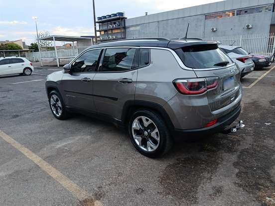 JEEP-COMPASS-2.0 16V FLEX LIMITED AUTOMÁTICO JEEP-COMPASS-2018