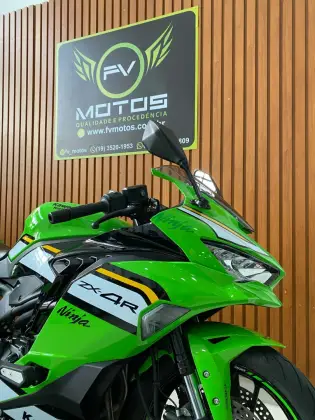 KAWASAKI NINJA ZX-4R 
