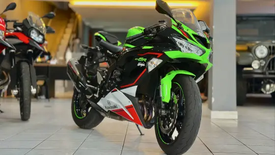KAWASAKI NINJA ZX-6R 