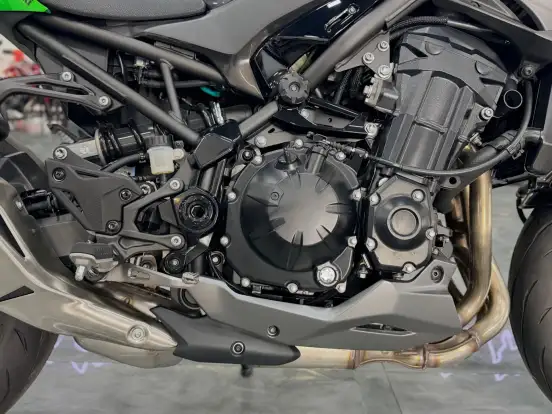 KAWASAKI-Z900 KAWASAKI-Z900-2026