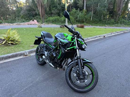 KAWASAKI-Z650 ABS SE-2021