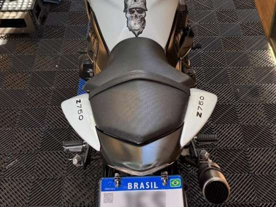 KAWASAKI-Z-750 KAWASAKI-Z-750-2012