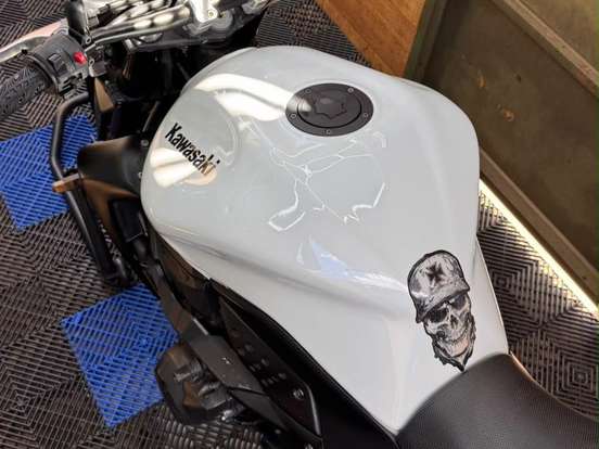 KAWASAKI-Z-750 KAWASAKI-Z-750-2012