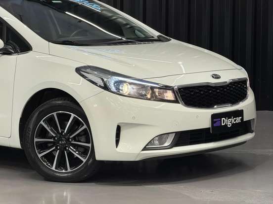 KIA-CERATO-2018