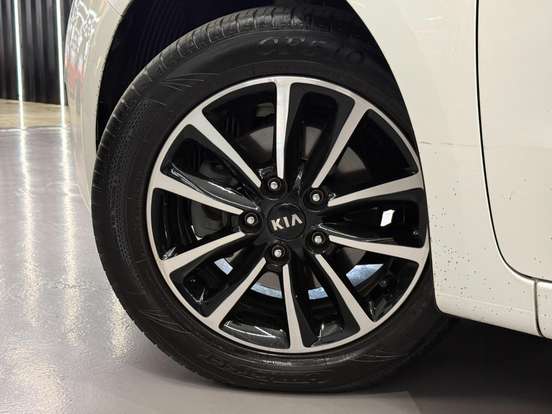 KIA-CERATO-2018
