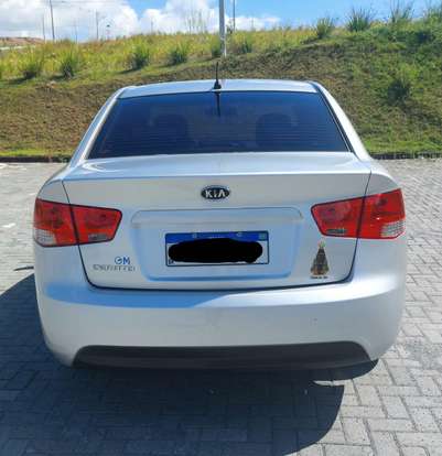 KIA-CERATO-2010