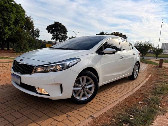 KIA CERATO 1.6 SX 16V FLEX 4P AUTOMÁTICO