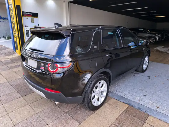 LAND ROVER-DISCOVERY SPORT-2.0 16V SI4 TURBO GASOLINA HSE 4P AUTOMÁTICO LAND ROVER-DISCOVERY SPORT-2017